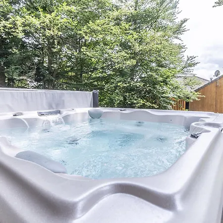 Holiday home Pmr Avec Jacuzzi Privatif, Acces Et Activites Au Bord Du Golf! - Fr-1-582-372 *